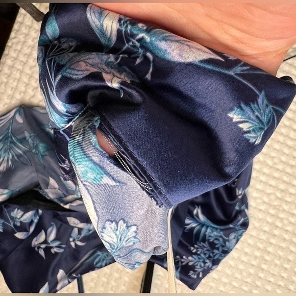 Flora Nikrooz Pajama Top Women’s XL Blue Floral Button Up Short Sleeve FLAW B3 - Picture 6 of 6